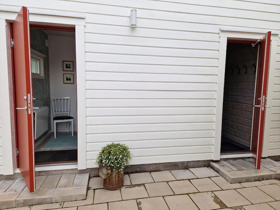 Oevernattningsrum I Separat Gaesthus Pa Saevastoen Casa vacanze *